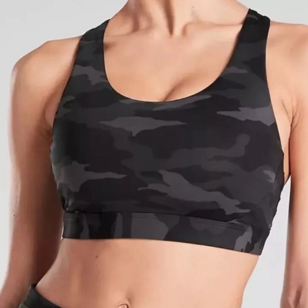 Athleta Ultimate Black Camouflage Sports Bra